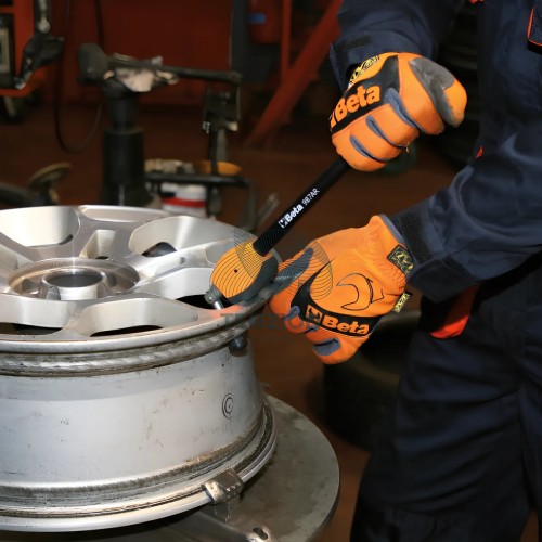 Leva Per Valvole Pneumatici Con Fulcro Antigraffio