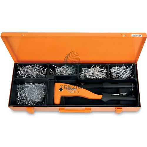 Rivettatrice In Lega Leggera Con 4 Testine 700 Rivetti